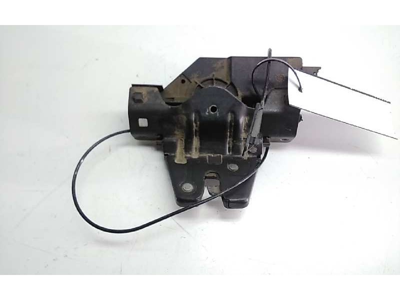 Recambio de cerradura maletero / porton para bmw serie 1 berlina (e81/e87) 118d referencia OEM IAM 8196401  