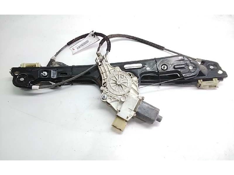 Recambio de elevalunas delantero derecho para bmw serie 1 berlina (e81/e87) 118d referencia OEM IAM 0130822227  