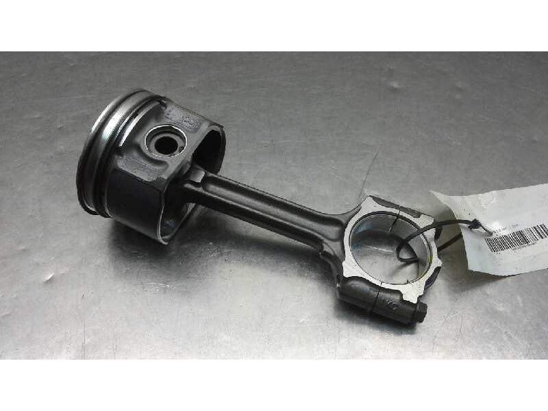 Recambio de piston para nissan juke (f15) 1.6 16v referencia OEM IAM   