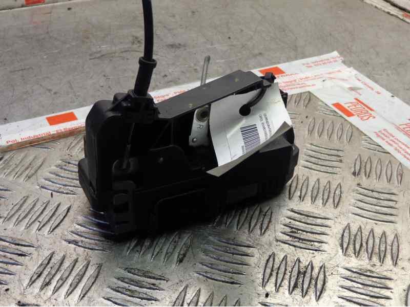 Recambio de cerradura puerta delantera derecha para opel vivaro furgón/combi (07.2006 =>) 2.0 16v cdti referencia OEM IAM   