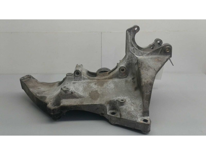 Recambio de soporte alternador para renault laguna ii (bg0) dynamique referencia OEM IAM 8200183234  