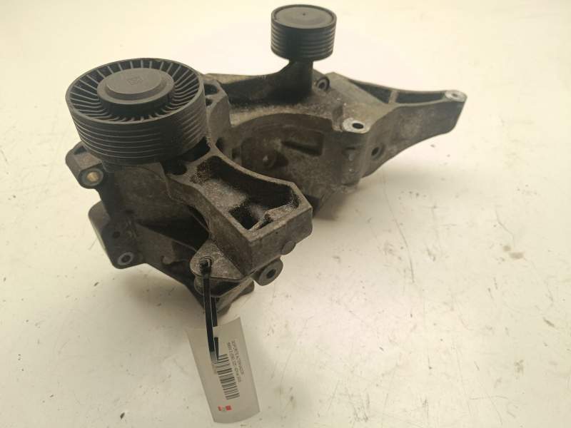 Recambio de soporte alternador para bmw 3 (e90) 325 i xdrive referencia OEM IAM 11167802639  