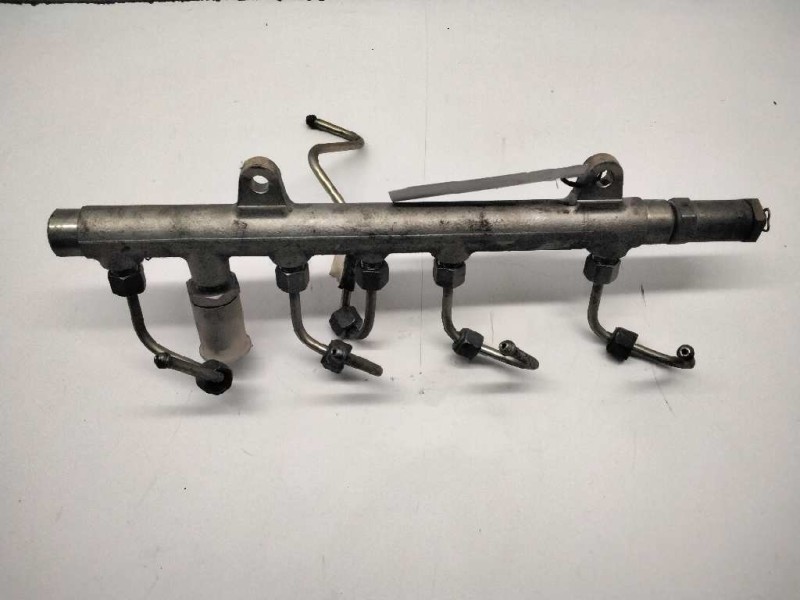 Recambio de rampa inyectora para nissan interstar (x70) referencia OEM IAM 8200347176  111335