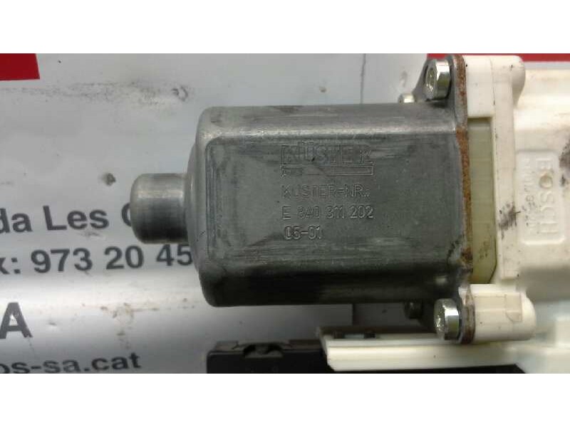 Recambio de motor elevalunas delantero derecho para audi a3 sportback (8p) referencia OEM IAM   