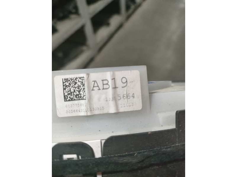 Recambio de cuadro instrumentos para opel astra j lim. excellence referencia OEM IAM 769317  