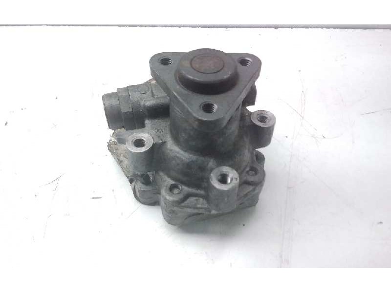 Recambio de bomba servodireccion para audi a4 berlina (b5) 1.8 t referencia OEM IAM 8D0145156L  