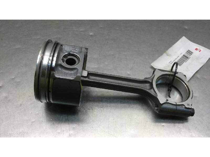 Recambio de piston para nissan juke (f15) 1.6 16v referencia OEM IAM   