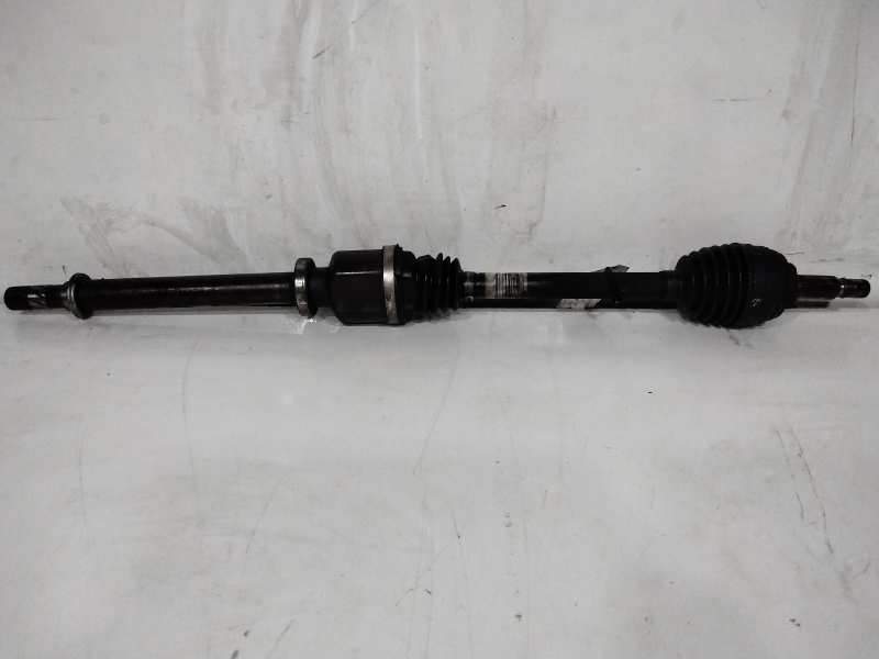 Recambio de transmision delantera derecha para renault clio grandtour dynamique referencia OEM IAM 8200499586  