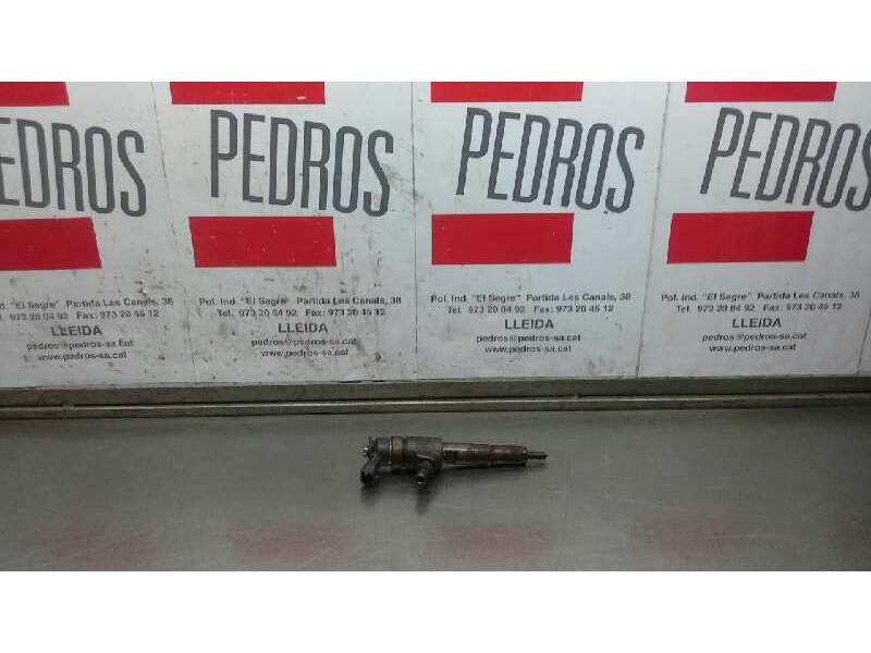 Recambio de inyector para peugeot 207 1.4 hdi referencia OEM IAM 0445110 252  