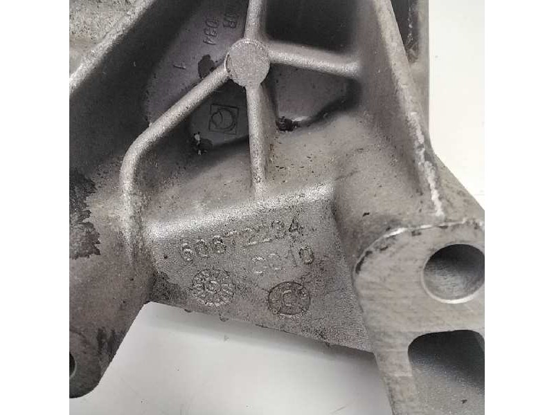 Recambio de soporte motor para alfa romeo 147 (190) 2.0 16v cat referencia OEM IAM 60672234  111572
