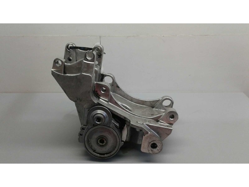 Recambio de soporte alternador para fiat scudo (222) 1.9 td / 2.0 jtd el furg. referencia OEM IAM 9643834880  