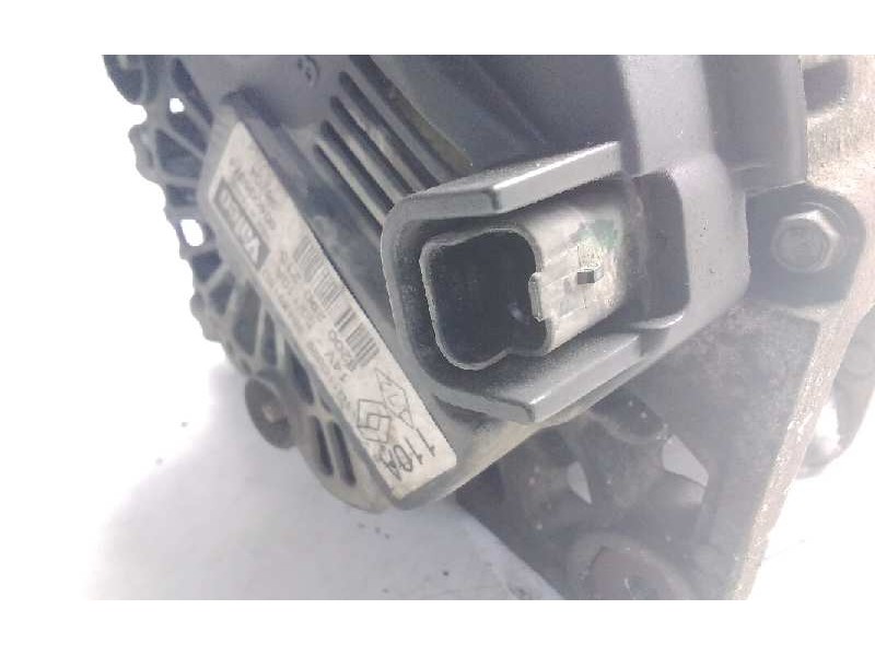 Recambio de alternador para renault megane ii berlina 5p dynamique referencia OEM IAM 820029215  