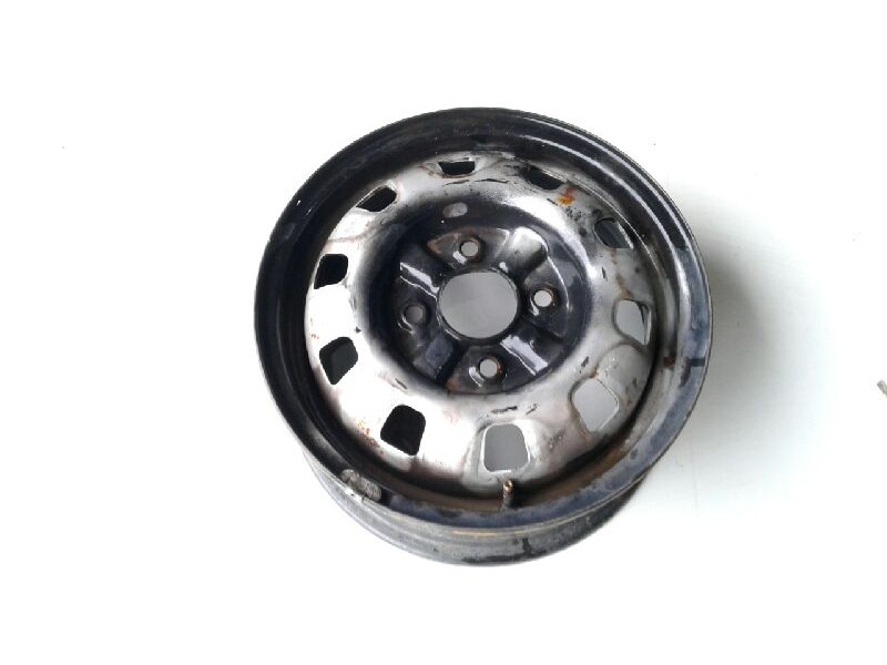 Recambio de llanta hierro para hyundai lantra berlina (rd) 1.6 gls referencia OEM IAM 144TORNILLOS  