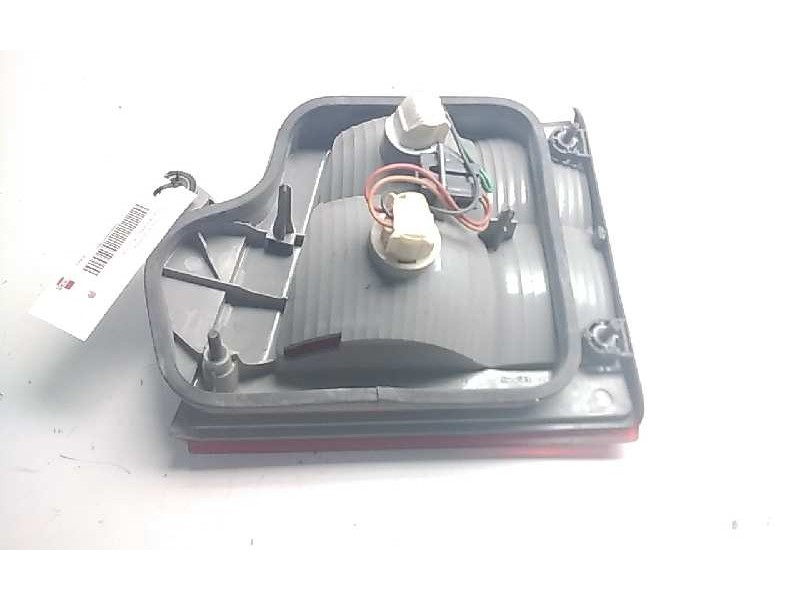 Recambio de piloto trasero izquierdo para saab 900 berlina 2.0 cat referencia OEM IAM 5404645L  112168