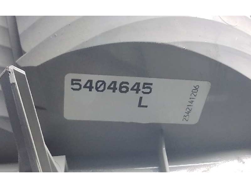 Recambio de piloto trasero izquierdo para saab 900 berlina 2.0 cat referencia OEM IAM 5404645L  112168