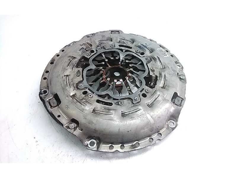 Recambio de kit embrague para opel movano b pritsche/kipper/koffer 2.3 cdti referencia OEM IAM   