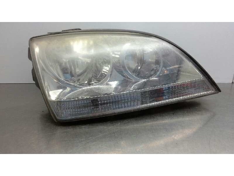 Recambio de faro derecho para kia sorento 2.5 crdi ex referencia OEM IAM 921023E060  