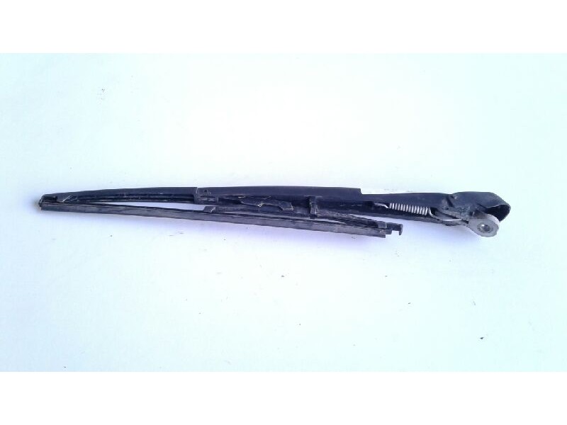 Recambio de brazo limpia trasero para fiat panda (169) básico 4x4 referencia OEM IAM 0046835901  