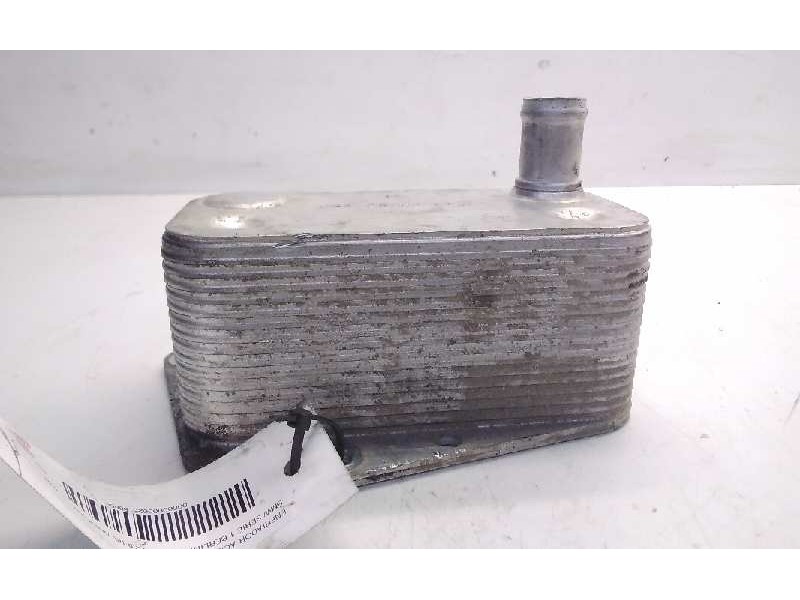 Recambio de enfriador aceite motor para bmw serie 1 berlina (e81/e87) 2.0 16v diesel cat referencia OEM IAM 7787698 CASCO 