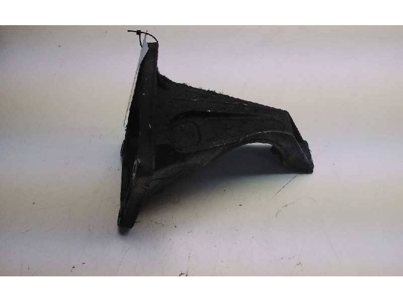 Recambio de soporte motor derecho inferior para bmw serie 1 berlina (e81/e87) 2.0 16v diesel cat referencia OEM IAM 6754185 CASC