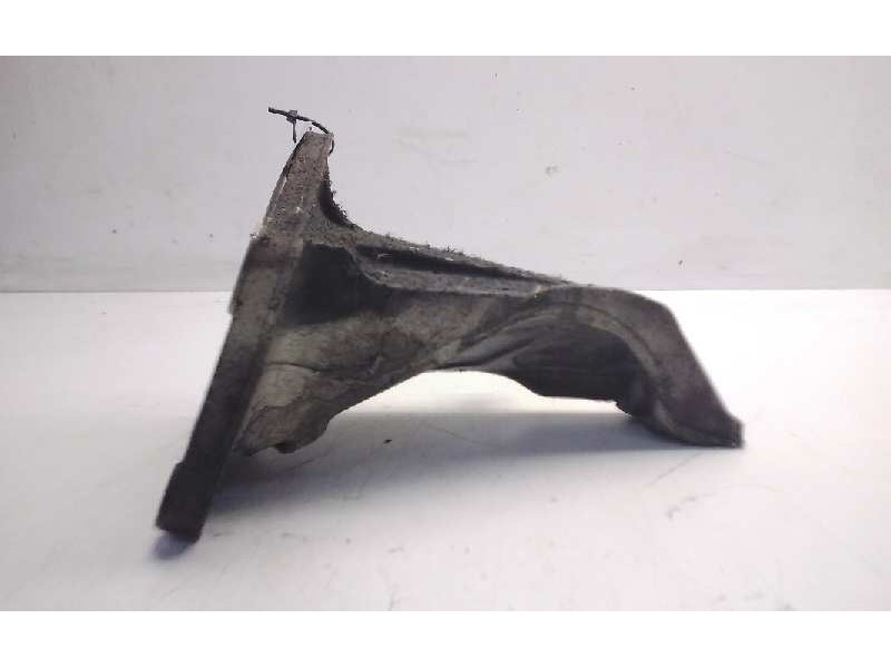 Recambio de soporte motor derecho inferior para bmw serie 1 berlina (e81/e87) 2.0 16v diesel cat referencia OEM IAM 6754185 CASC