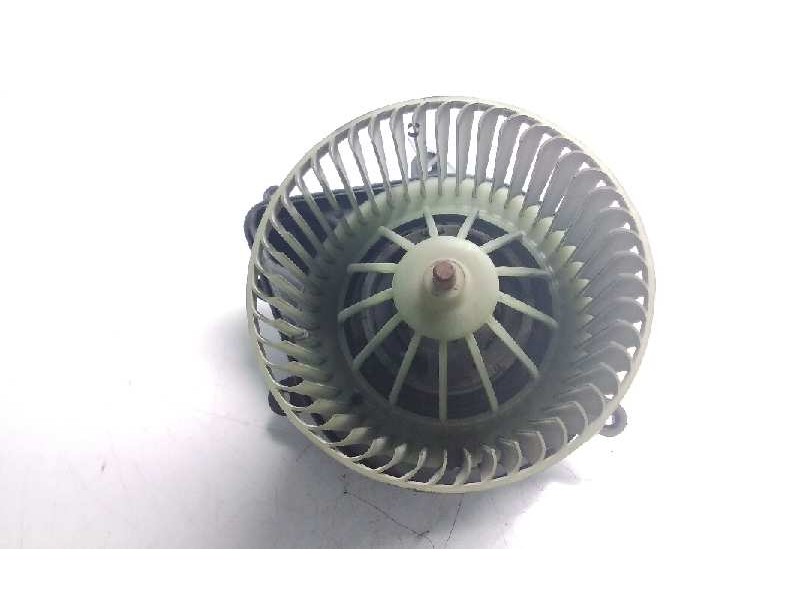 Recambio de motor calefaccion para citroen xsara berlina 1.4 hdi satisfaction referencia OEM IAM 210681233F  