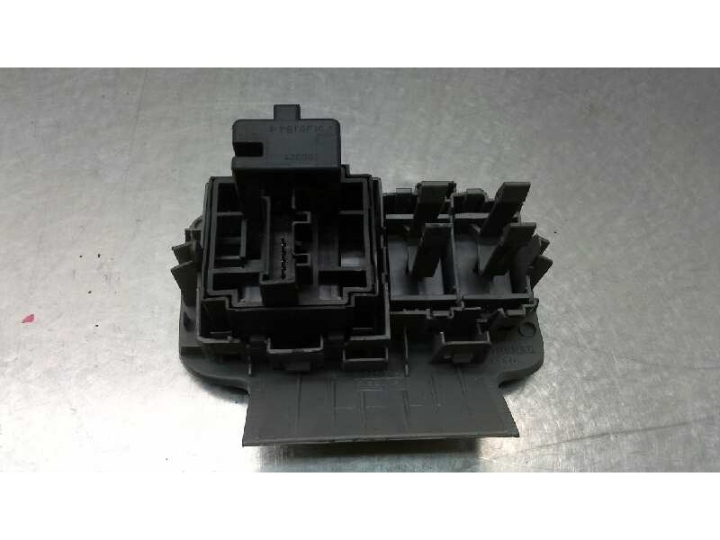 Recambio de regulador luces faros para renault scenic ii 1.9 dci diesel referencia OEM IAM   