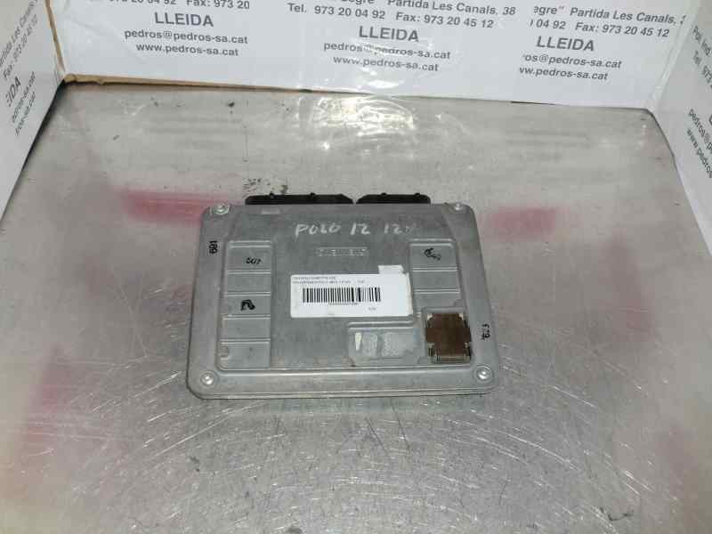 Recambio de centralita motor uce para volkswagen polo (9n1) 1.2 12v referencia OEM IAM 5WP4421608 280 112932
