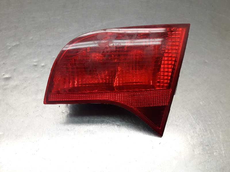 Recambio de piloto trasero derecho porton para audi a4 berlina (8e) 2.0 tdi 16v (103kw) referencia OEM IAM 8E9945094  