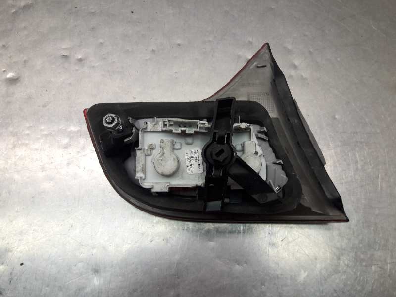 Recambio de piloto trasero derecho porton para audi a4 berlina (8e) 2.0 tdi 16v (103kw) referencia OEM IAM 8E9945094  