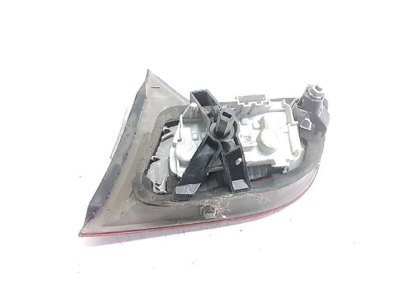 Recambio de piloto trasero izquierdo porton para audi a4 berlina (8e) 2.0 tdi 16v (103kw) referencia OEM IAM 8E9945093  