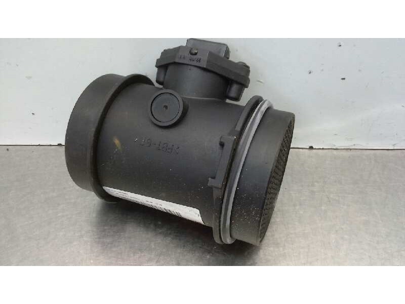 Recambio de caudalimetro para audi a8 (d2) 3.7 quattro referencia OEM IAM 0280217804 077133471D 