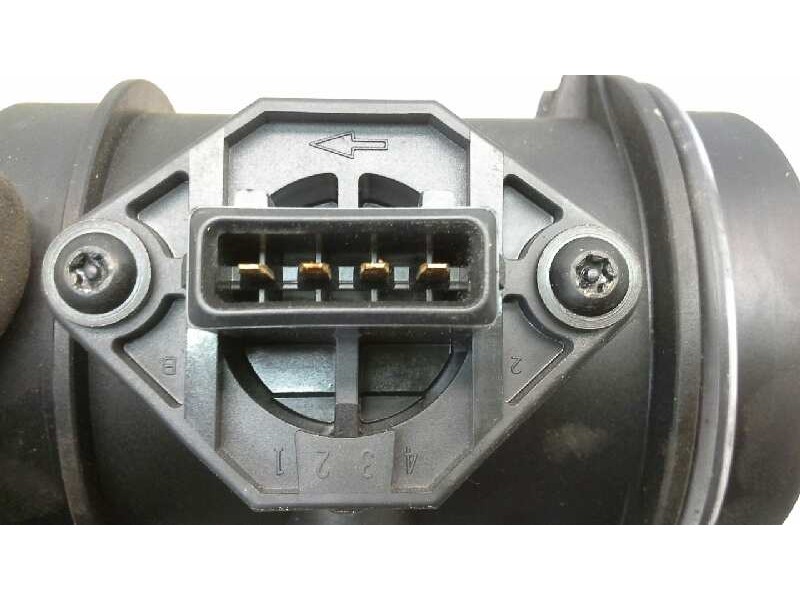Recambio de caudalimetro para audi a8 (d2) 3.7 quattro referencia OEM IAM 0280217804 077133471D 