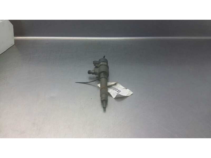 Recambio de inyector para fiat stilo (192) 1.9 jtd cat referencia OEM IAM 0445110119  