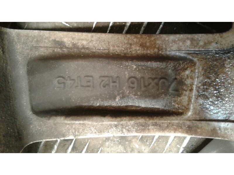 Recambio de llanta aluminio para volkswagen passat berlina (3c2) highline referencia OEM IAM 165TORNILLOS  