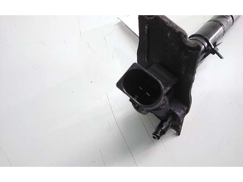 Recambio de inyector para audi a4 avant (8e) 3.0 tdi quattro (171kw) referencia OEM IAM   