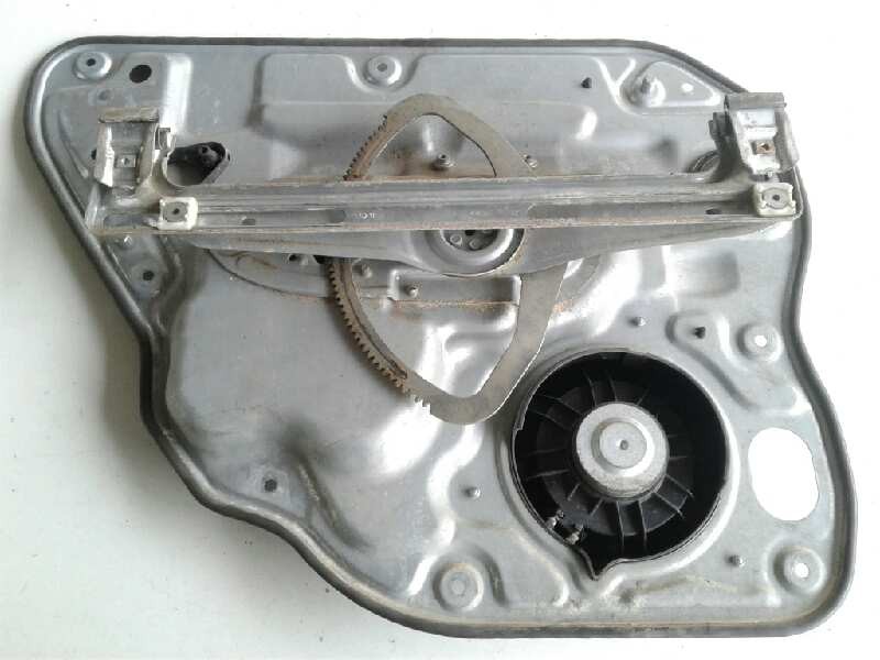 Recambio de elevalunas trasero derecho para volvo v50 familiar 2.0 d kinetic referencia OEM IAM 31253516  