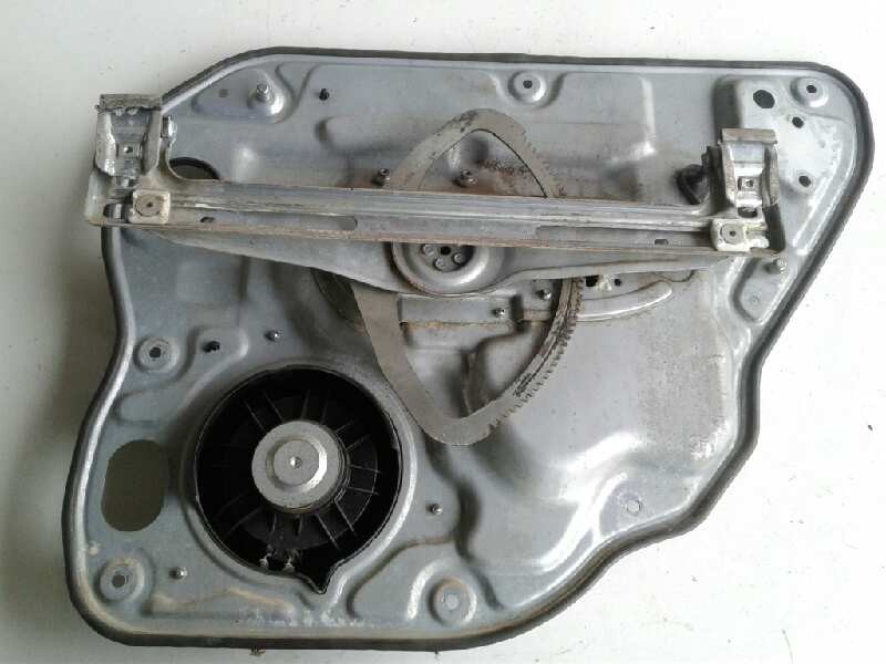 Recambio de elevalunas trasero izquierdo para volvo v50 familiar 2.0 d kinetic referencia OEM IAM 31253515  