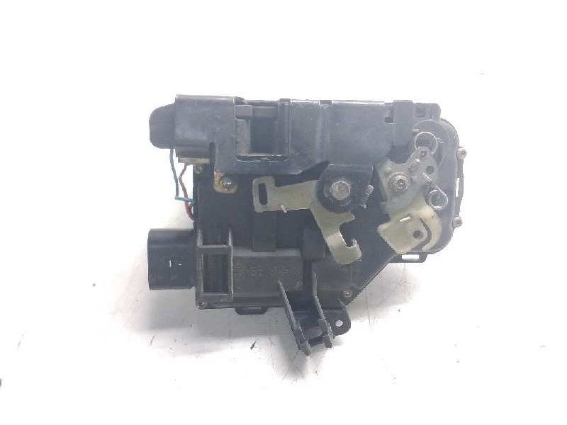 Recambio de cerradura puerta delantera izquierda para audi a6 berlina (4b2) 2.4 quattro referencia OEM IAM 4B1837015B  