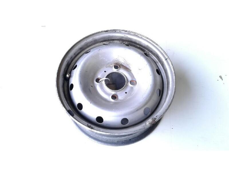 Recambio de llanta hierro para peugeot 205 berlina 1.1 mito referencia OEM IAM 134TORNILLOS  