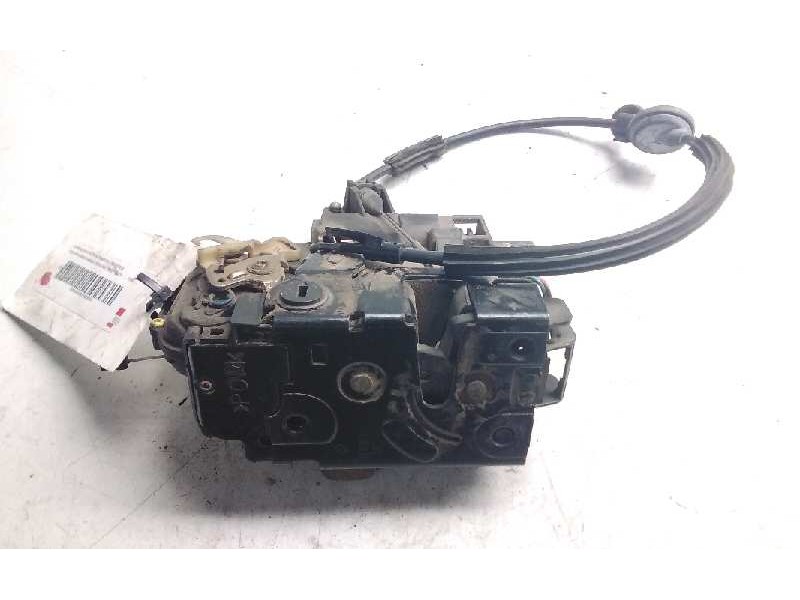 Recambio de cerradura puerta trasera izquierda para volkswagen passat berlina (3b2) 1.9 tdi referencia OEM IAM   