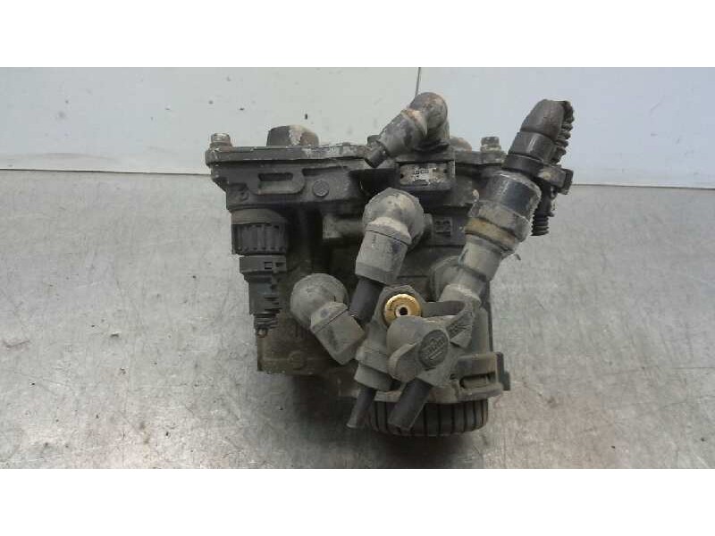 Recambio de valvula aire para iveco stralis 500 euro 4 referencia OEM IAM 4802400020  