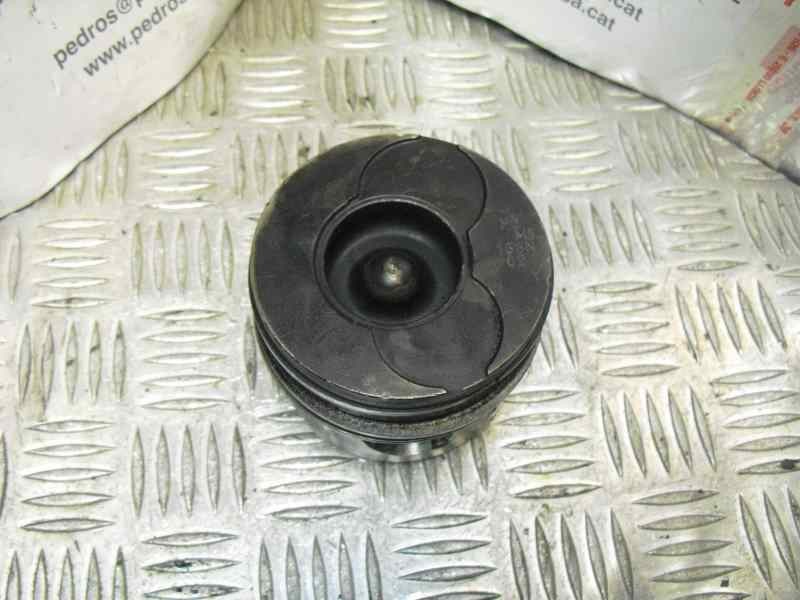Recambio de piston para peugeot 307 (s1) 2.0 hdi cat referencia OEM IAM   113612