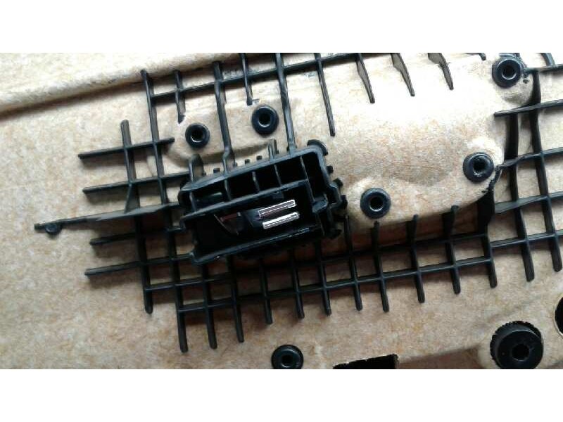 Recambio de guarnecido puerta trasera derecha para bmw serie 3 lim. (f30) 320d referencia OEM IAM 2083450FTR  