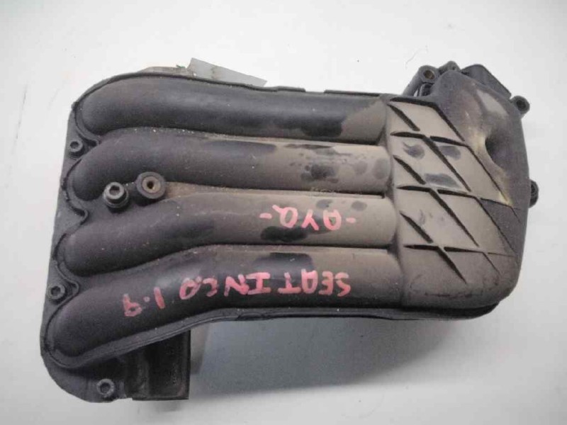 Recambio de colector admision para » otros... modelos referencia OEM IAM 038129713H  113673