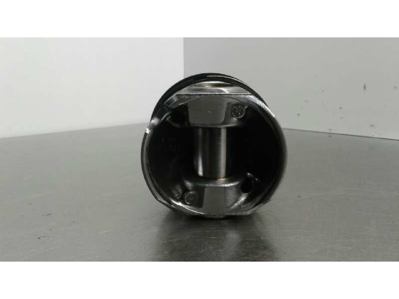 Recambio de piston para mitsubishi outlander (cw0) 2.0 di-d intense referencia OEM IAM   