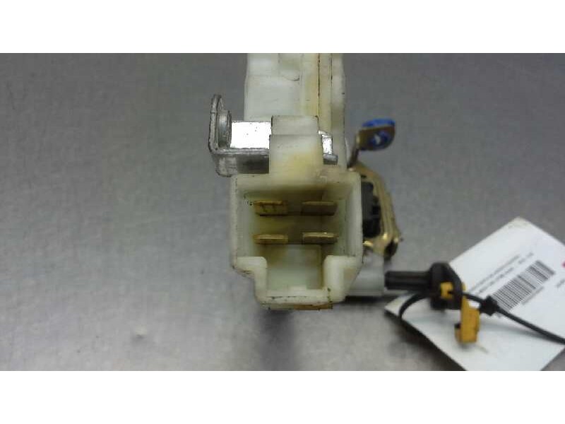 Recambio de cerradura puerta delantera izquierda para nissan almera tino (v10m) acenta referencia OEM IAM 80503BM660  