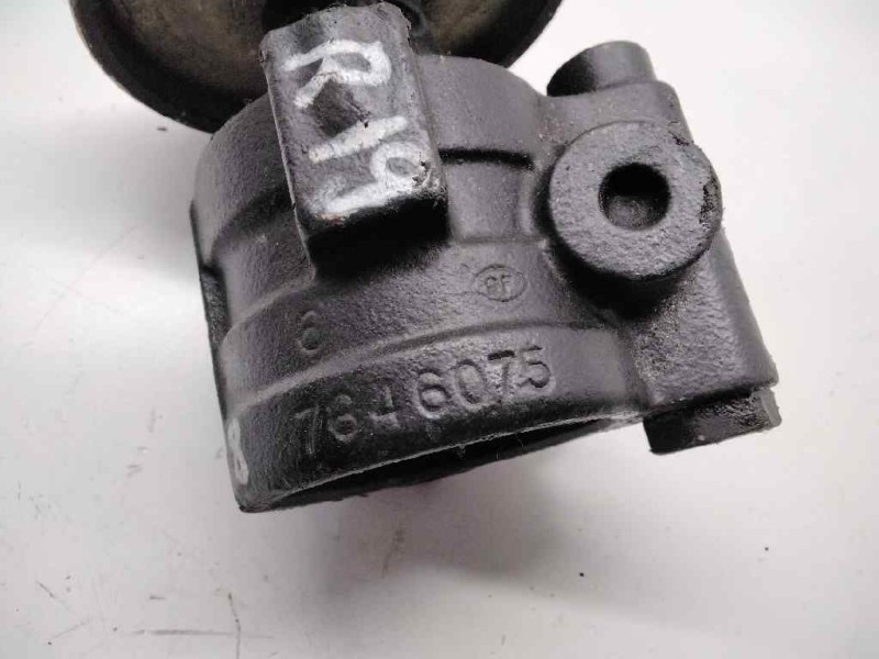 Recambio de bomba servodireccion para renault 9 1.7 referencia OEM IAM 7846075  