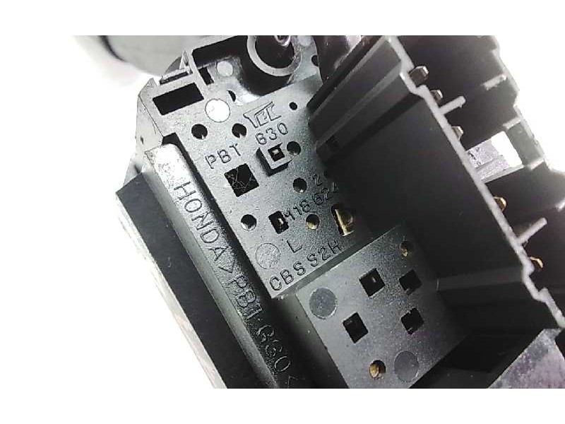 Recambio de mando limpia para honda stream (rn1/3) 2.0i es referencia OEM IAM M18624  