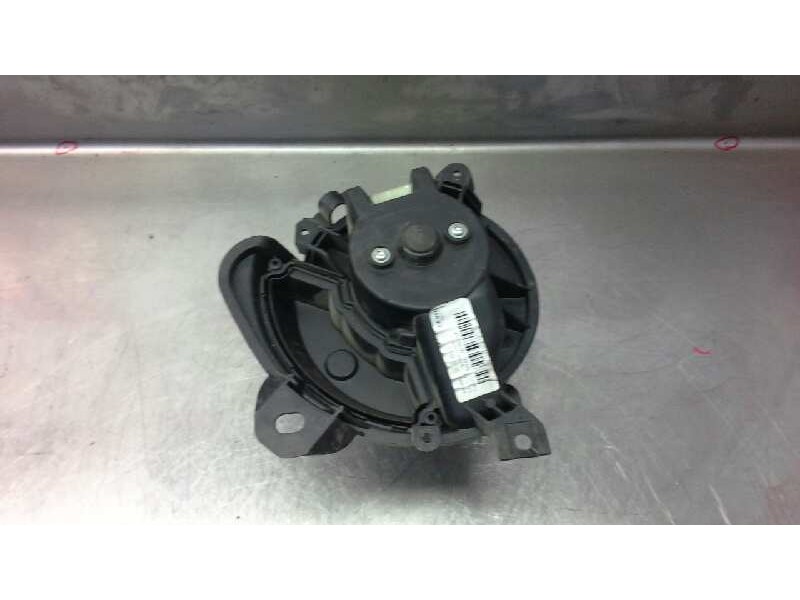 Recambio de motor calefaccion para opel corsa d 1.3 16v cdti referencia OEM IAM 5D3330100 MOTOR CALEF. OPEL CORSA D 1.3 CDTI 07 